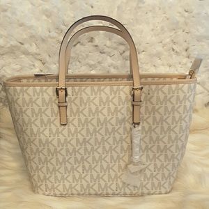 Michael kors jet set travel tote vanilla
